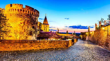 Serbia Fascinante Esencial