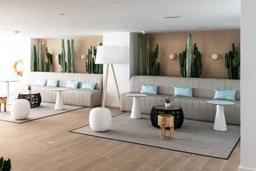 هتل Blue Sea Mediodia