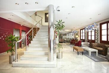 هتل Tryp Ciudad De Alicante
