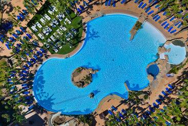هتل Playavera