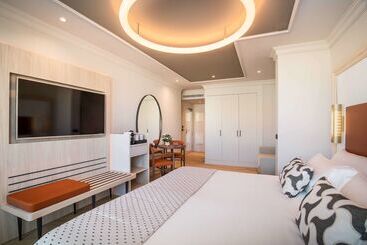 هتل Barcelo Carmen Granada