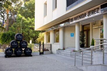 هتل NH Avenida Jerez