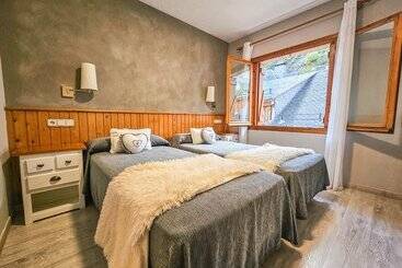 فندق Casa Morlans 3000