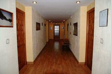 هتل Albergue Villanúa
