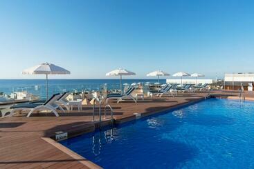 Hotel Aluasun Lago Rojo   Adults Recommended