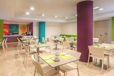 هتل Ibis Styles Zaragoza Ramiro I