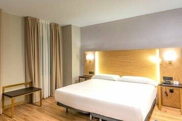 Hotel Zentral Mayoral