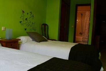 هاستل Hostal Hoces Del Duraton