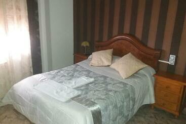 هتل Hostal Texas 2