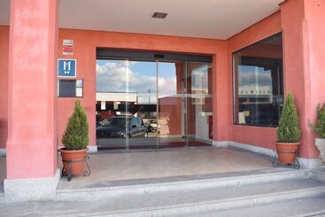 Отель Hostal La Bamba