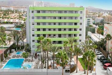 هتل آپارتمان Livvo Anamar Suites