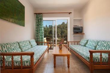 Apts. Pinos Altos