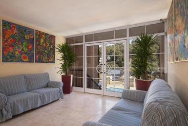 Apts. Pinos Altos