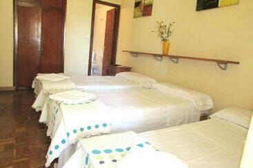 هتل Hostal Lima