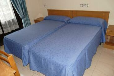 هتل Hostal Fernandez