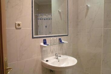 هتل Hostal Benamar