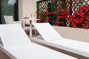 Hotel Carlos I Silgar