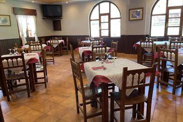 هتل Hostal La Ruta