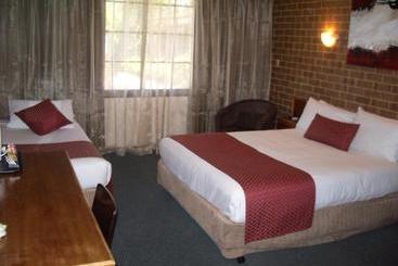 هتل Aviators Lodge