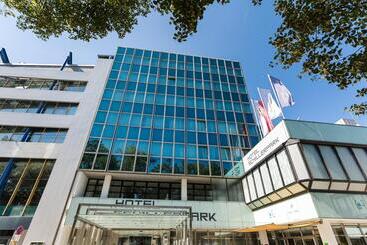 ホテル Schillerpark Linz, A Member Of Radisson Individuals
