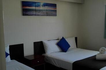 Coral Sands Motel