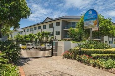 هتل Resorts United Currumbin Sands
