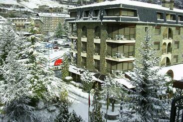 Guillem & Spa - Encamp