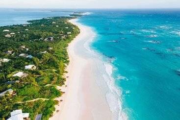 Pink Sands Resort