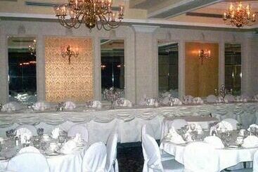 Quality Hotel & Conference Centre Royal Brock