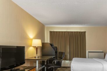 هتل Comfort Inn