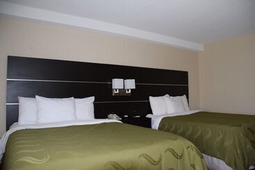 هتل Quality Inn & Conference Centre Festival