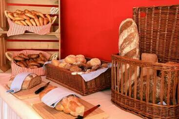 Hotel Sasso Boretto