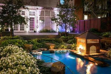 هتل The Ritzcarlton, Montreal