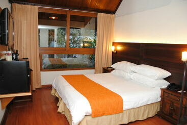 هتل Manquehue Las Condes