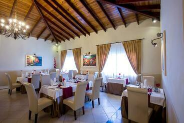 استراحتگاه Bahia Principe Grand El Portillo - All Inclusive