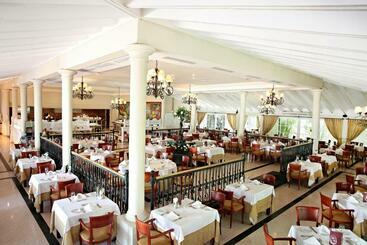 استراحتگاه Bahia Principe Grand El Portillo - All Inclusive