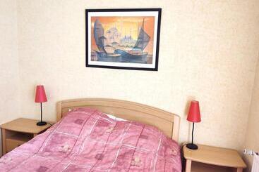 شقق خاصة سياحية Appartement Vue Mer Exceptionnelle Avec Terrasse Et Parking à Trégastel   2 Chambres   Fr 1 368 29