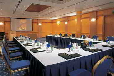 هتل Hilton Fujairah Resort