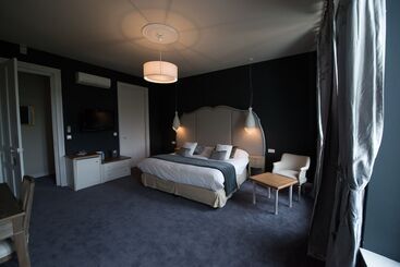 ホテル Chateau Du Clos De La Ribaudiere Teritoria