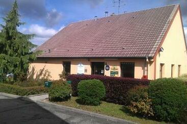 هتل Campanile Belfort Bessoncourt