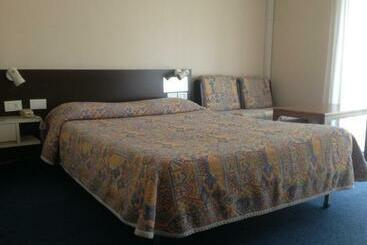 فندق Hôtel Moderne