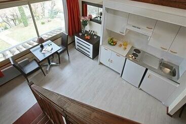 هتل Le Logis du Chateau