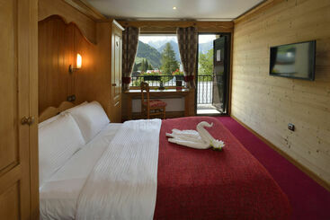 هتل Chalet Des Champions