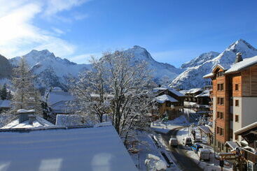 هتل Chalet Des Champions