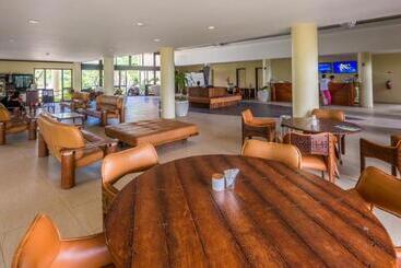 אתר נופש Mana Island