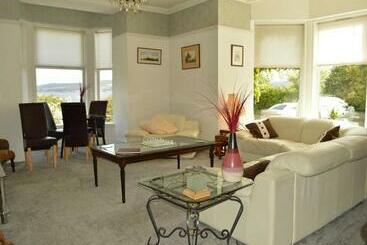 Enmore Beach House