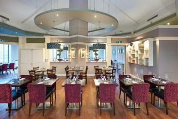 Village Hotel Bracknell
