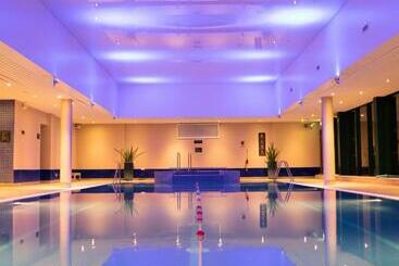Village Hotel Bracknell