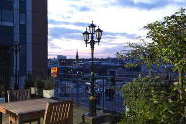 The Royal Angus Hotel
