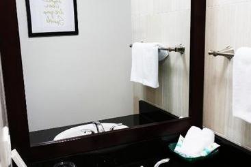Oceanview Hotel & Residences